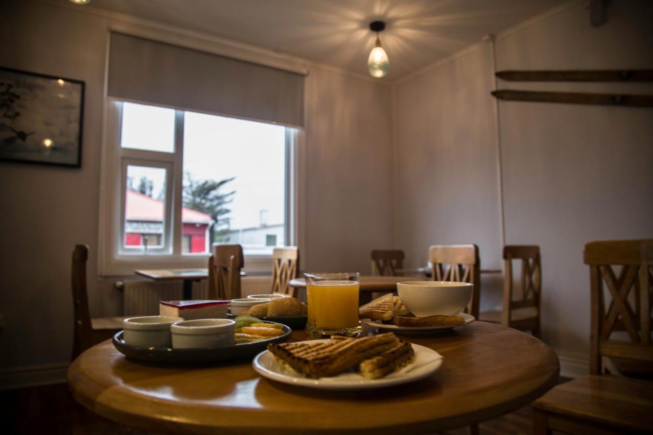 Hostal Boutique Terra Antarctica Punta Arenas Bagian luar foto