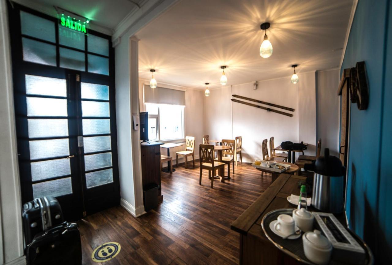 Hostal Boutique Terra Antarctica Punta Arenas Bagian luar foto